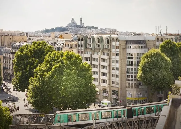 Libertel Canal Saint Martin Parigi